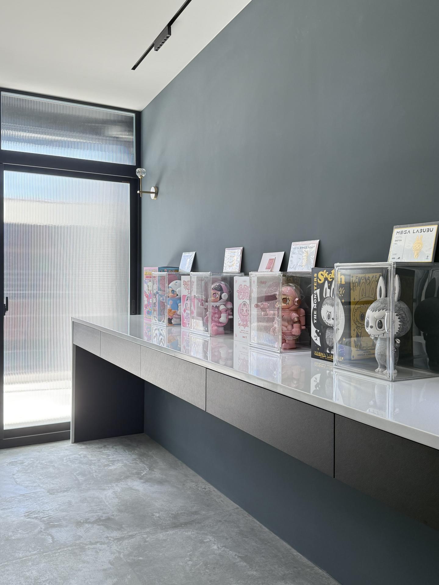 umi lash.-interior-18229